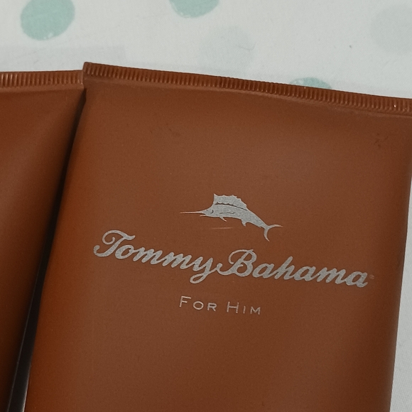 TOMMY BAHAMA HAIR & BODY WASH - Picture 2 of 6